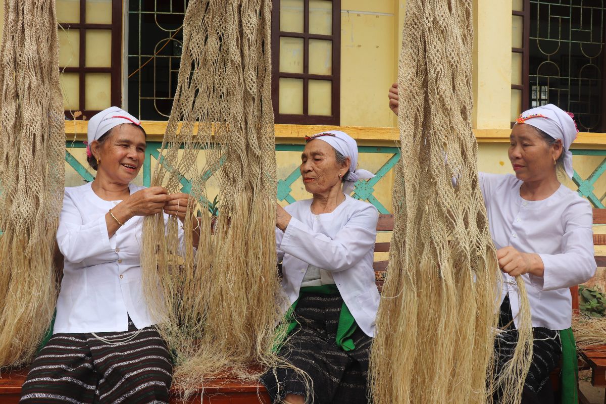 Gìn giữ ký ức cộng đồng Gìn giữ ký ức cộng đồng